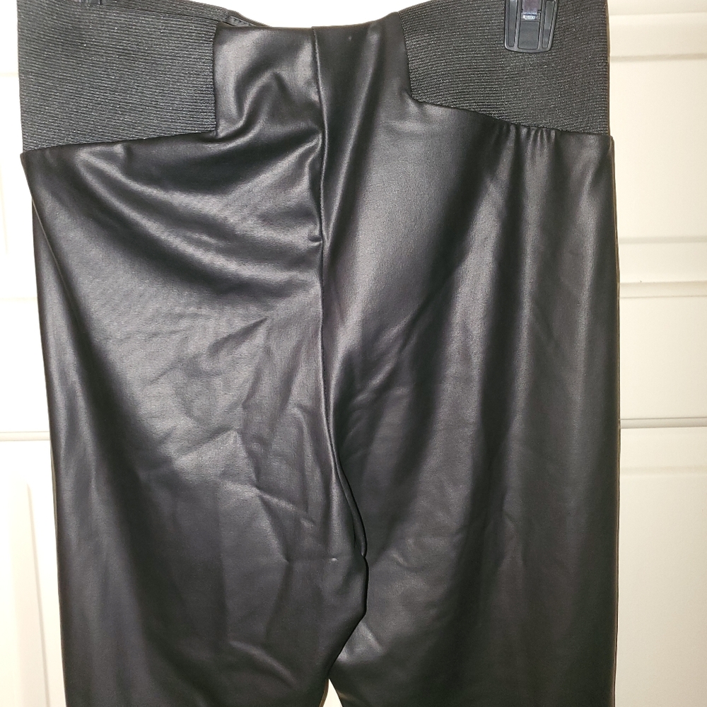 Pants - Picture 3 of 7